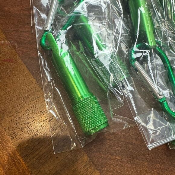 Mini Aluminum Keychain Flashlight LED Tiny $10 Closet Min Purchase - Picture 7 of 11